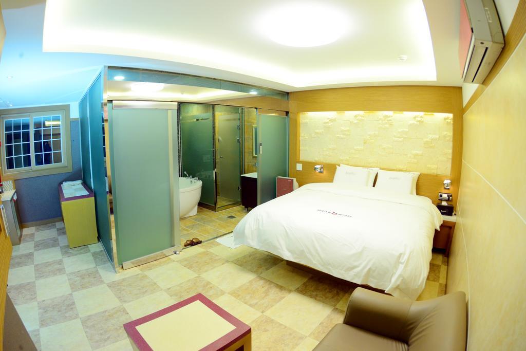 Sugar Hotel Gyeongju Exterior photo